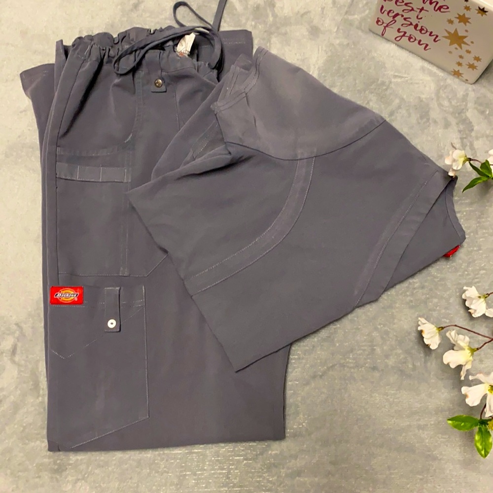 Scrub Set